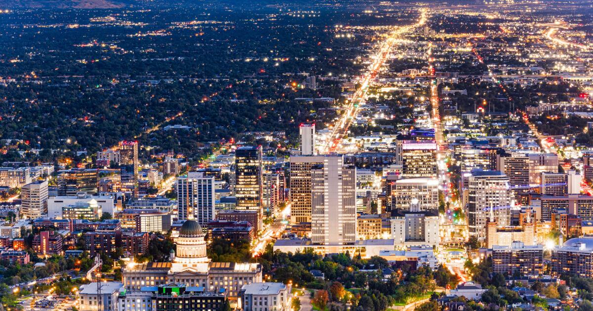 Two Utah issuers bring senior deals as dollar FIG market remains open