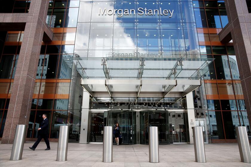 People walk from Morgan Stanley London headquarters at Canary Wharf financial centre in London, Britain June 24, 2016.       REUTERS/Russell Boyce