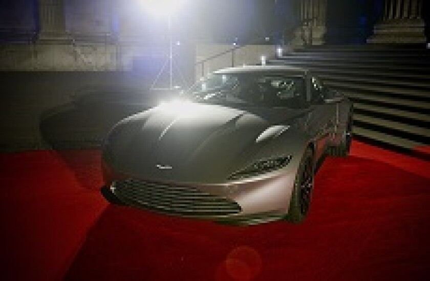 Aston_Martin_DB10
