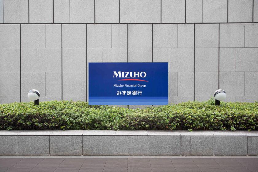 Tokyo, Japan. 26th Sep, 2019. Mizuho Financial Group sign.Mizuho Bank is one of the biggest banks in Japan. Credit: Stanislav Kogiku/SOPA Images/ZUMA Wire/Alamy Live News