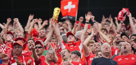 Vancouver, Ciudad de Mexico, Canada. 7th July, 2026. Switzerland fans celebrating with the World Cup trophy after winning the game during the FIFA World Cup 2026 Round Of 16 match between Switzerland and Colombia at BC Place Vancouver. on July 7, 2026 in 