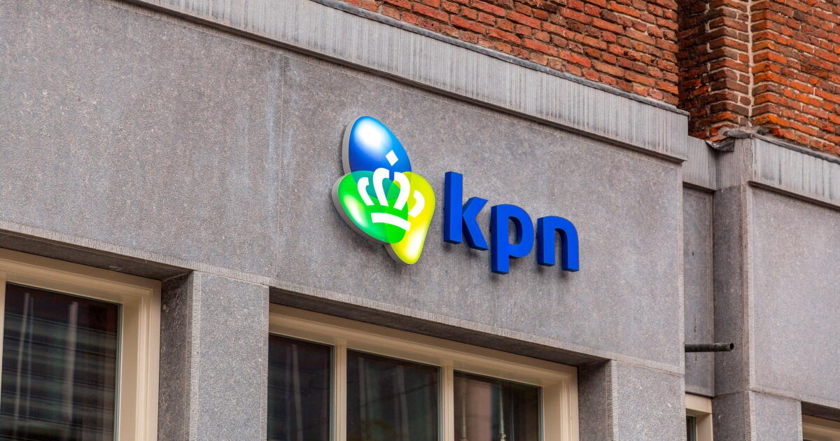 Koninklijke KPN gets sticky books for hybrid refi