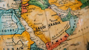 Close-up vintage map of the Middle East featuring Saudi Arabia, Egypt, Yemen, and surrounding regions.