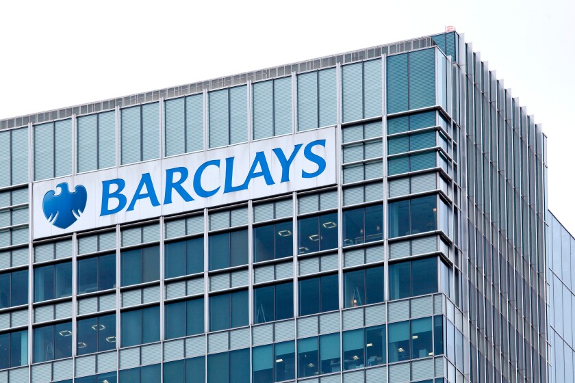 Logo on the headquarters of the Barclays Bank in Canary Wharf in London, England, United Kingdom, Europe