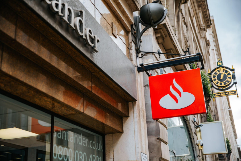 Santander UK.png