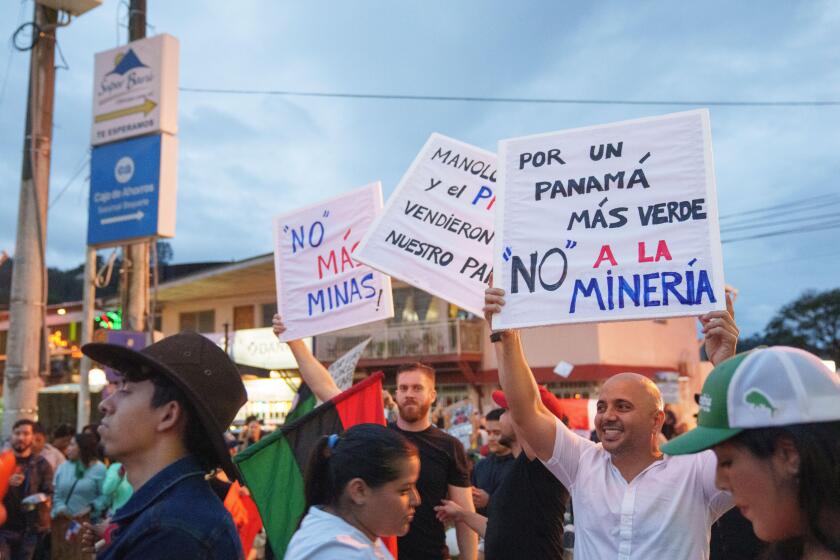 People of Panama Protest First Quantum and Minera PanamA¡ Mine
