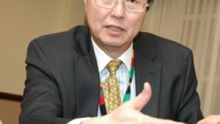 zhou-1-250px.jpg