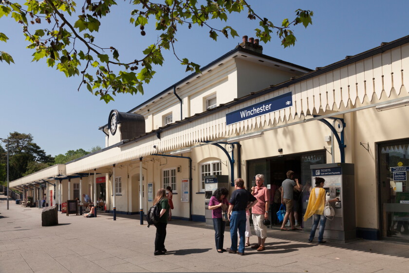 Winchester railway station
