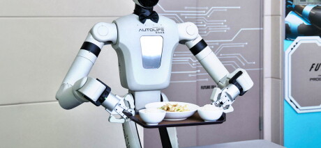 robot_3F7D8M5.jpg