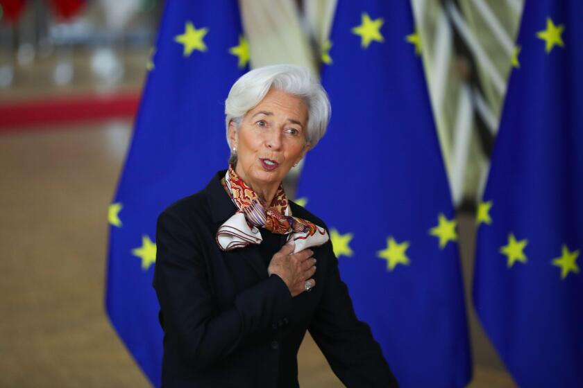 (191213) -- BRUSSELS, Dec. 13, 2019 (Xinhua) -- European Central Bank President Christine Lagarde arrives for the EU summit at the EU headquarters in Brussels, Belgium, Dec. 13, 2019. (Xinhua/Zhang Cheng)