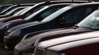 Cars parked in Oxford- Autumn morning. Image shot 2006. Exact date unknown.