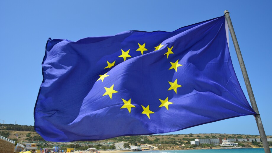 European flag (EU), Ghadira Bay, Mellieha (il-Mellieha), Northern District, Malta Majjistral Region, Republic of Malta