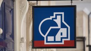 Nationwide Building Society sign logo.