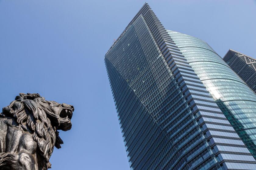 Mexico City,Chapultepec Uno R509 Torre Mayor Torre Reforma,modern architecture,lion sculpture Emile Benard 1898,high rise rises skyscraper skyscrapers