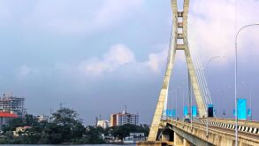 lagos.jpg