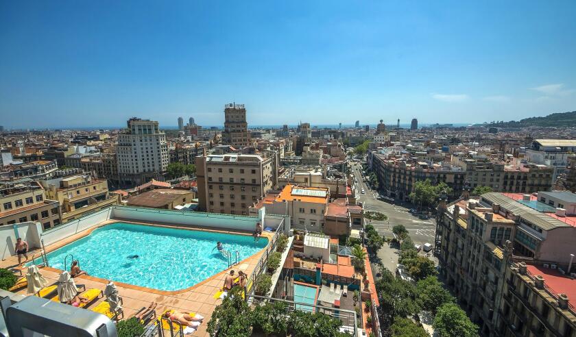 Barcelona Pool overlooking city, Swimming Pool on the roof in Barcelona, Spain