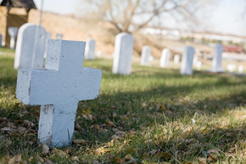 Cross as grave marker on penitentiary cemetery. Nebraska State Penitentiary, Lincoln, Nebraska, USA.. Image shot 2007. Exact date unknown.