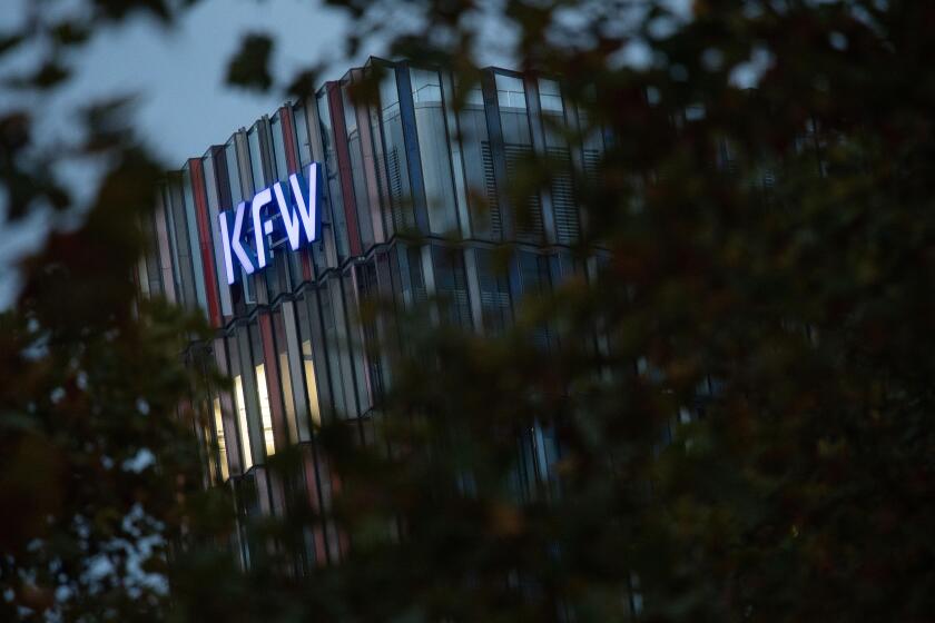 Logo at the headquarters of the KfW banking group, Kreditanstalt fuer Wiederaufbau, Reconstruction Loan Corporation, Frankfurt 