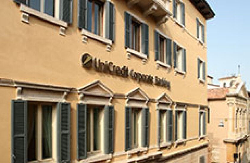 UniCredit6