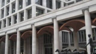 LSE