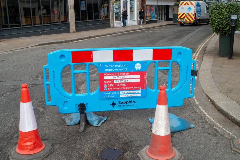 Henley on Thames, Oxfordshire, UK. 28th February, 2024. Bell Street in Henley, Oxfordshire is currently closed to traffic whilst Thames Water do work on water pipes. Thames Water has reportedly been lobbying the government and water regulator OFWAT to let