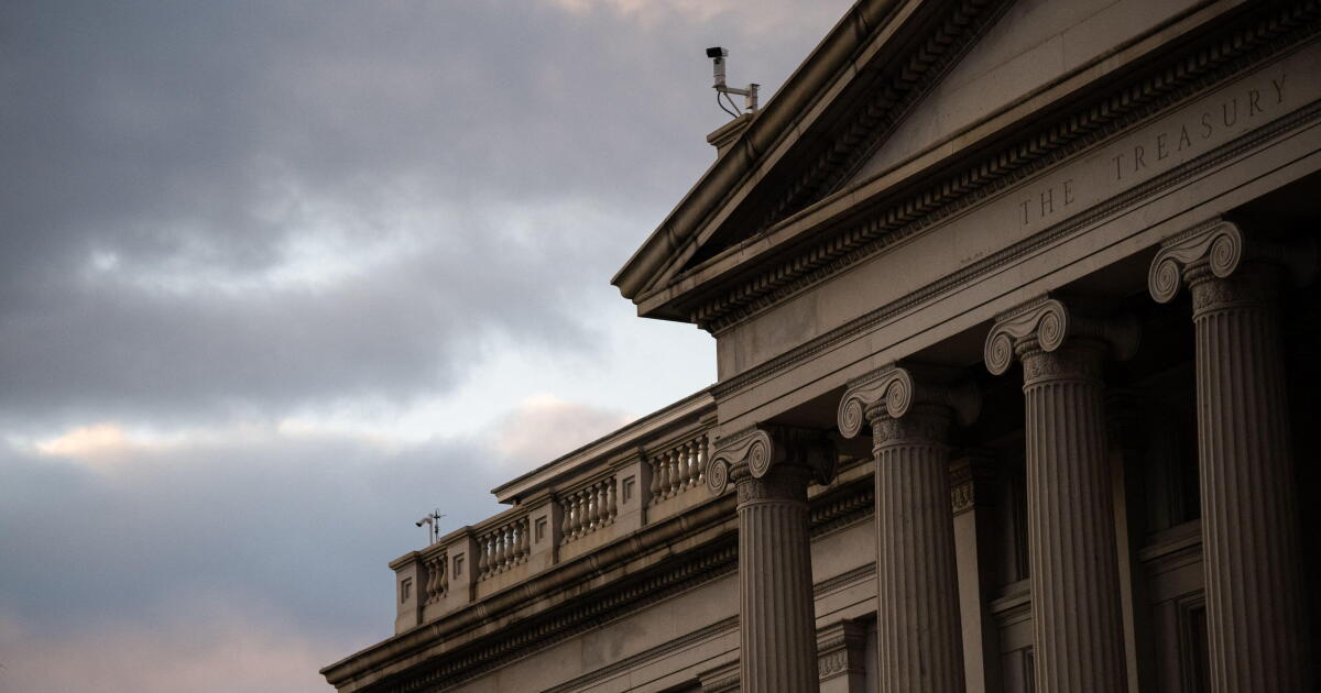 BDCs dash for cash ahead of US Treasury sell-off