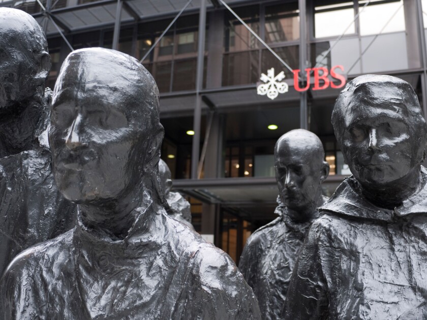 UBS headquarters, Broadgate, London, with statue in foreground, George Segal Rush Hour sculpture