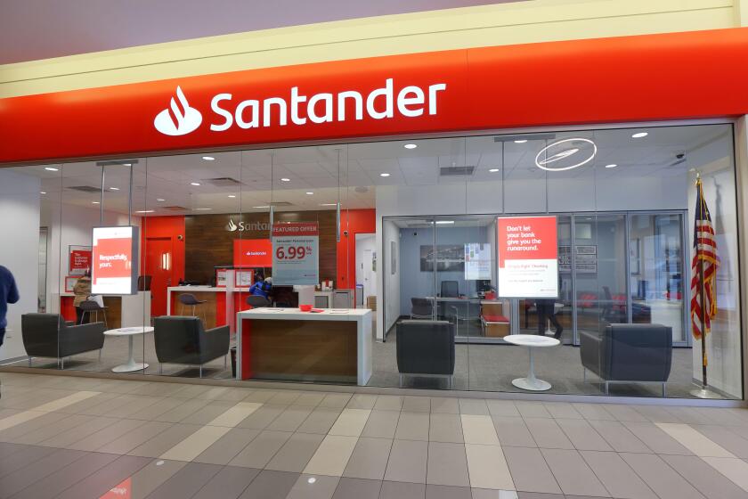 A Santander bank branch at the Staten Island Mall, New York, NY.
