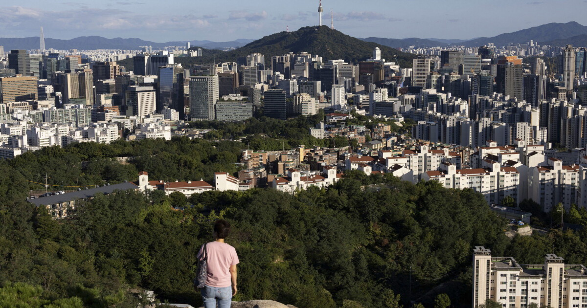 Shinhan Bank brings second covered bond at much tighter spread