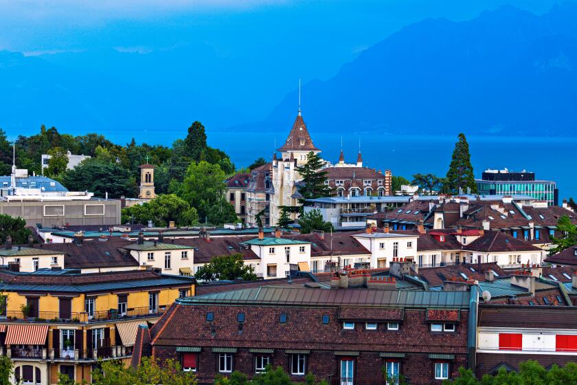 Lausanne architecture and Lake Geneva