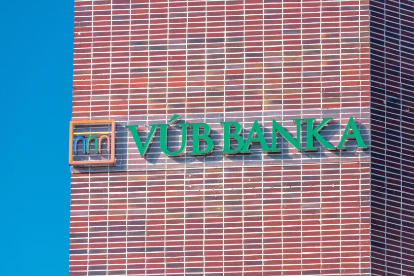 VUB Banca Hires 575