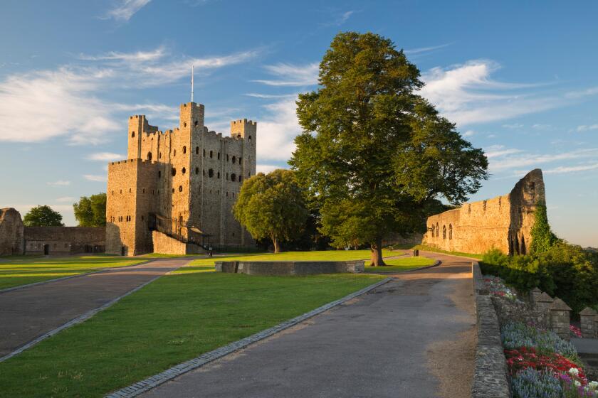 Rochester Castle and gardens, Rochester, Kent, England, United Kingdom, Europe