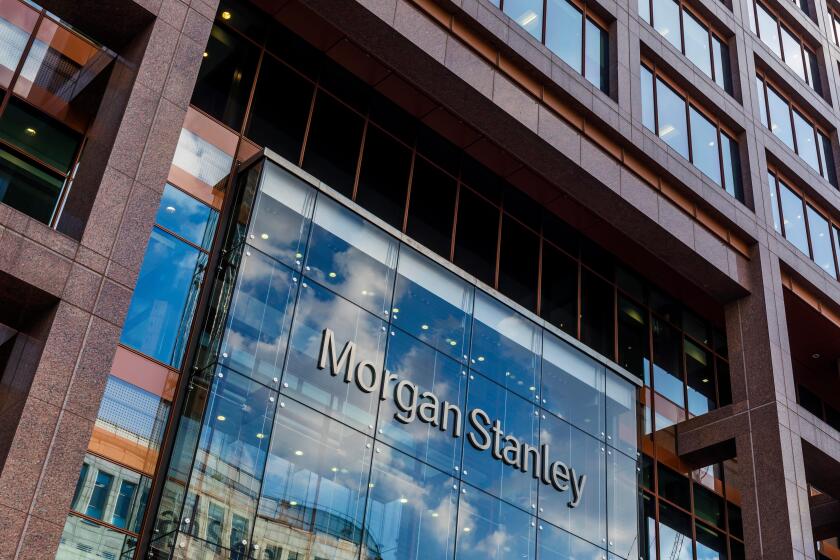 Office building of the US bank Morgan Stanley, financial and banking district Canary Wharf, London, Great Britain