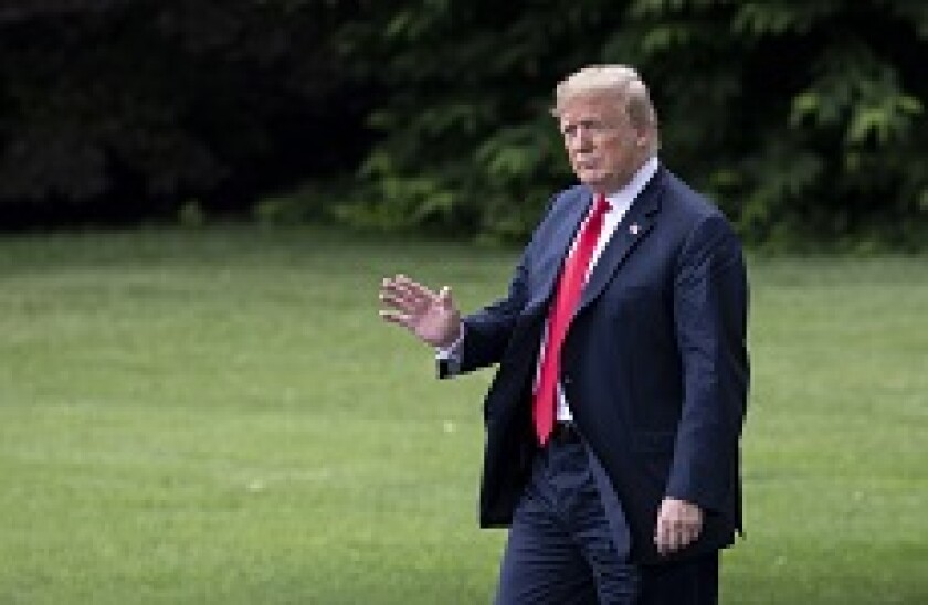 trump_waving_PA_230x150