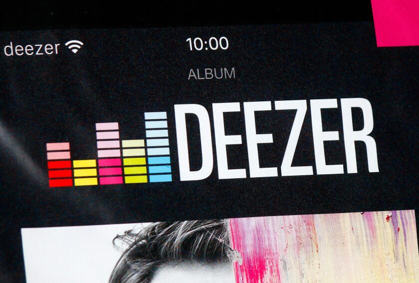 das Logo der Marke "Deezer", Berlin.