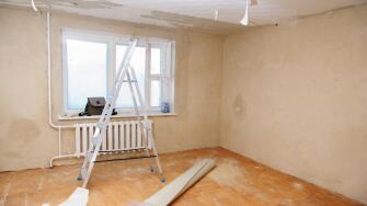 preview apartment where renovations are taking place with the processing of all surfaces