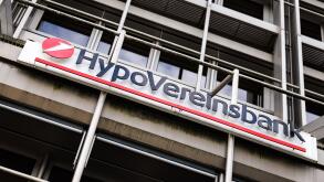 Stuttgart, Germany. 04th Sep, 2025. The logo and lettering of HypoVereinsbank (HVB, Hyve) can be seen on a sign on a building facade in Stuttgart (Baden-Wurttemberg) on September 4, 2025. Unicredit Bank GmbH with its Hypovereinsbank brand is a German cred