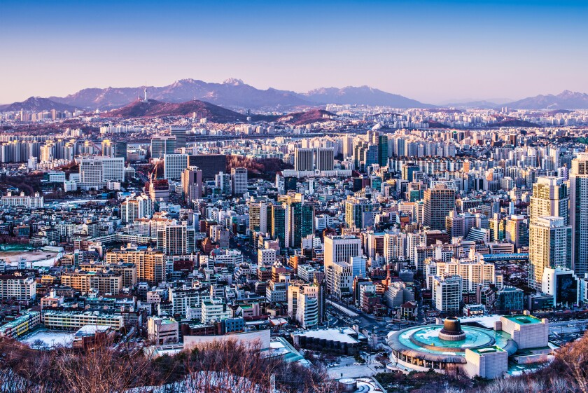 Seoul, South Korea afternoon skyline.