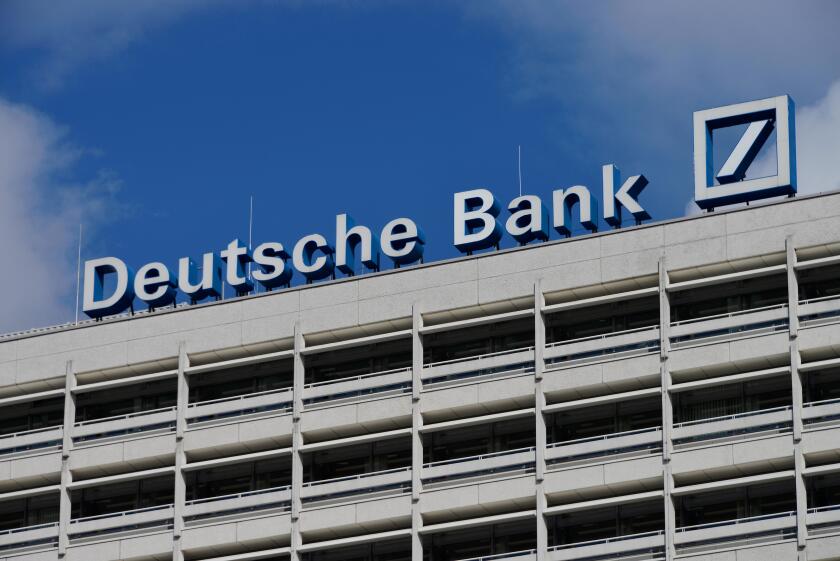 Deutsche Bank, Otto-Suhr-Allee, Charlottenburg, Berlin, Deutschland