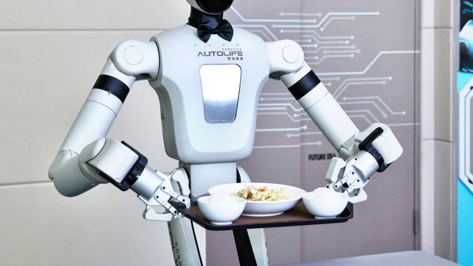 robot_3F7D8M5.jpg