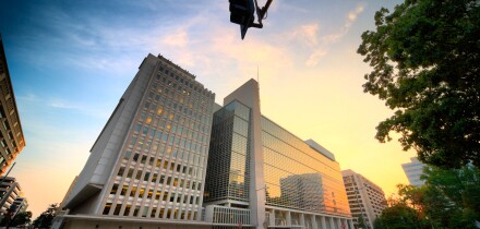 The World Bank Group main building, 1800 H Street NW, Pennsylvania Avenue, Washington DC, USA.