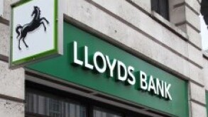 Lloyds 230