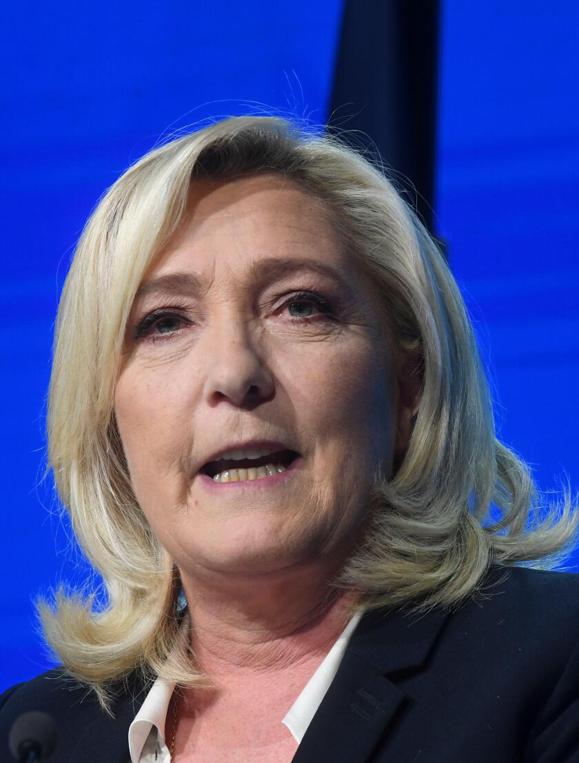 France, PARIS, 2022-04-10. Marine Le PEN during the electoral procession of the first round of the presidential election, she qualifies for the second round Credit: francois pauletto/Alamy Live News