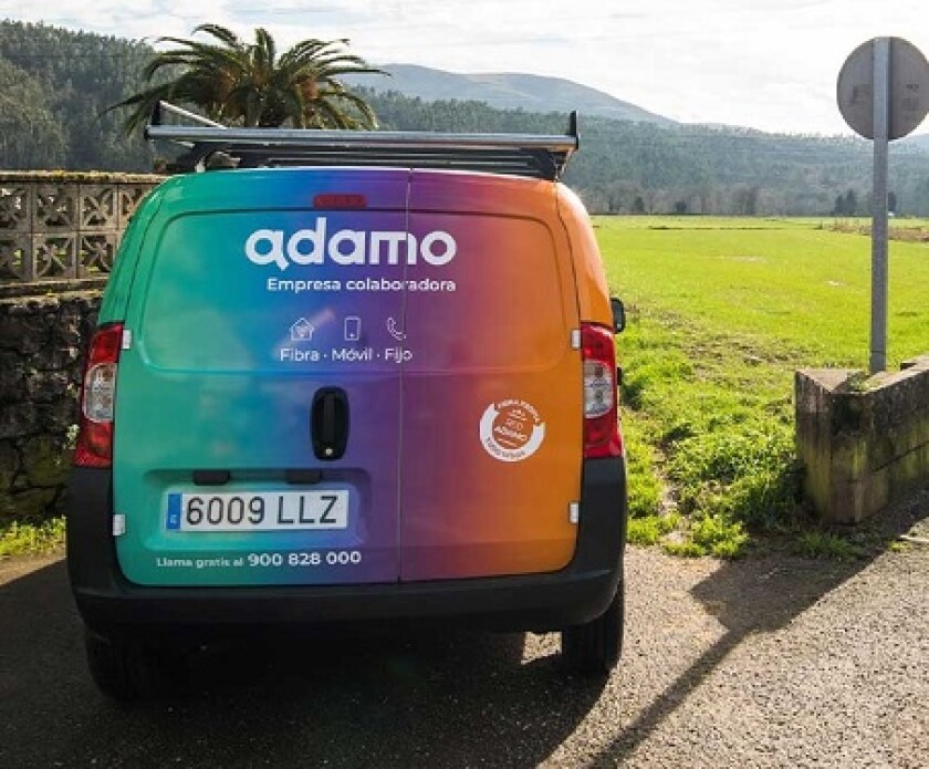 adamo_presspic_575x375