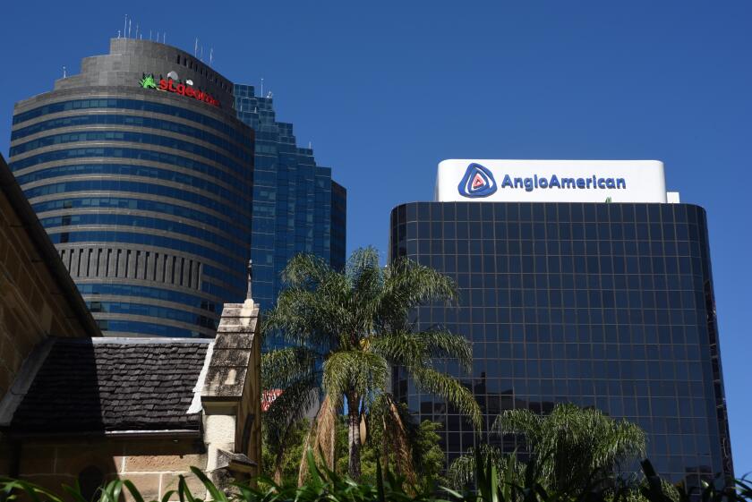 Brisbane, Australia: Anglo-American and St George Bank office towers in financial district