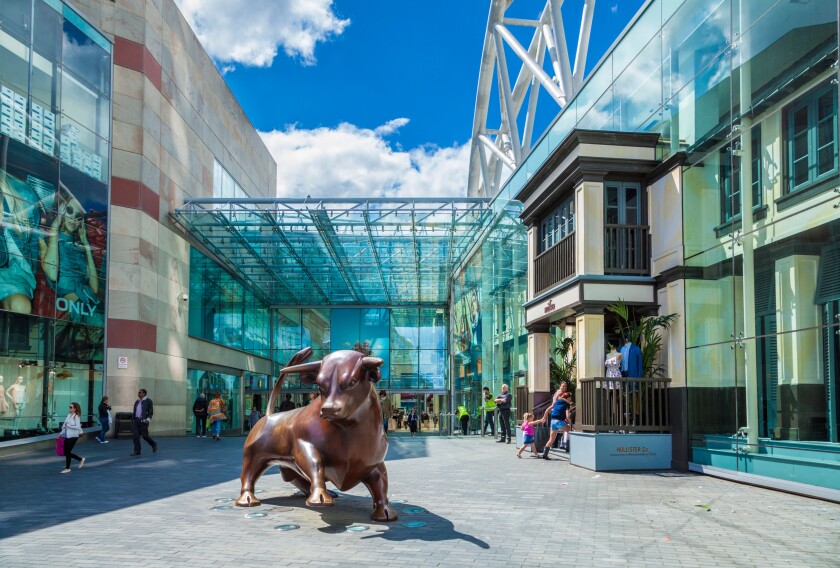 Birmingham Bullring Birmingham Bullring shopping centre with Bull statue Birmingham City Centre Birmingham West Midlands England  UK  GB Europe