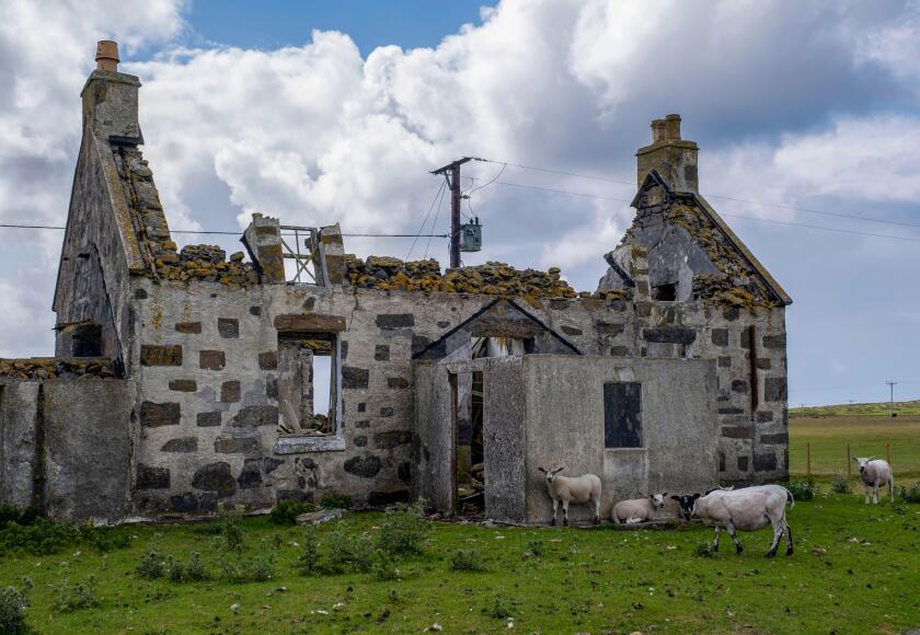 Ruined house, Vaul, Tiree, Inner Hebrides, Scotland.