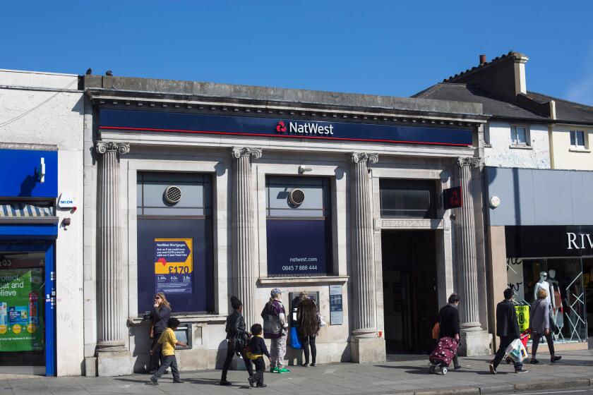 Nat West bank branch Finchley High Street. Image shot 2015. Exact date unknown.