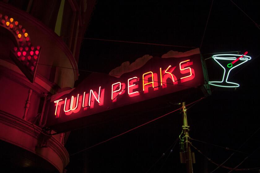 Twin Peaks Restaurant Chain