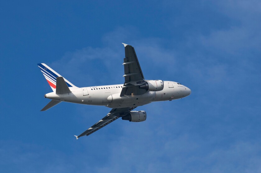 A 318-111 of Air France KLM in ascent